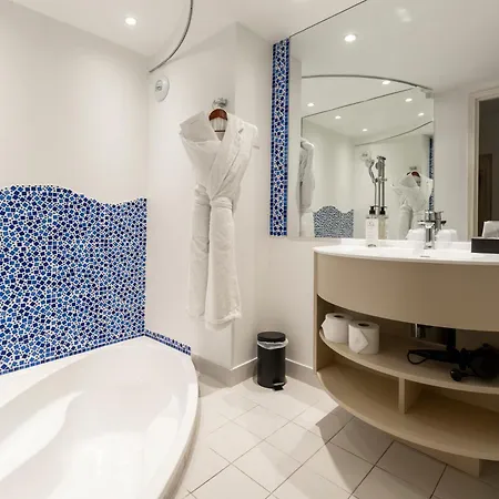 Cap Winston 4* カップダイユ