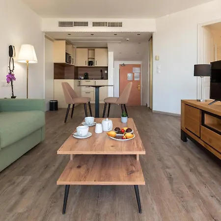 アパートホテル Cap Winston