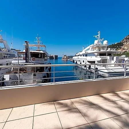 Cap Winston Lägenhetshotell 4*